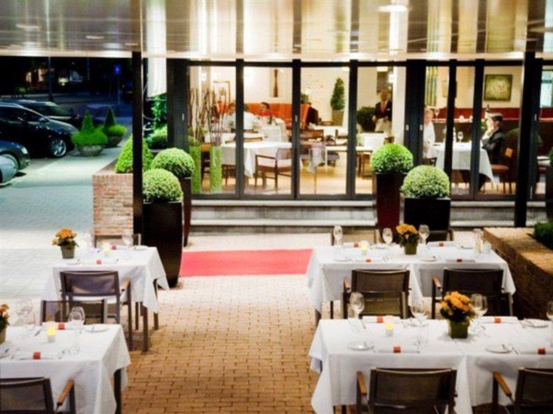 Bilderberg Garden Hotel Amsterdam Exterior foto Restaurant "Le Grand Véfour"