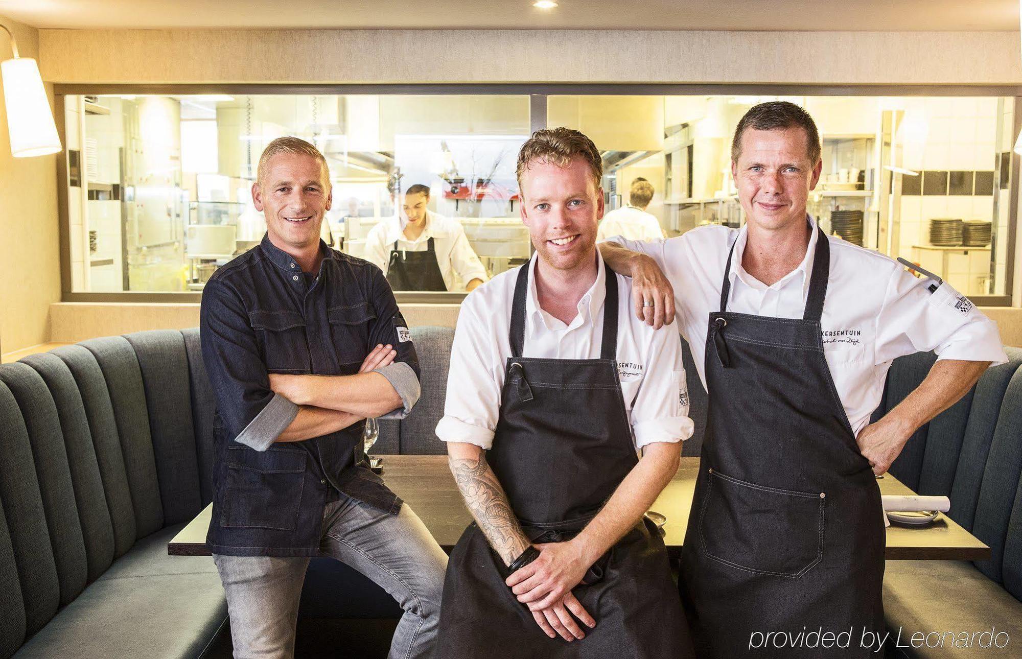 Bilderberg Garden Hotel Amsterdam Exterior foto The team of the restaurant in 2015